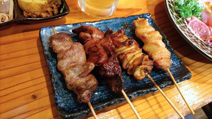 鳥やす 焼き鳥